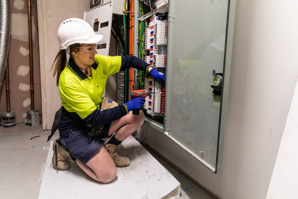 Best Affordable Emergency Electrician  in Mercedes, TX